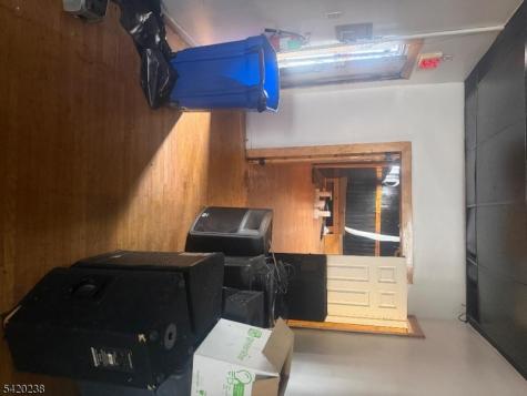 474 15TH Avenue Newark NJ 07103