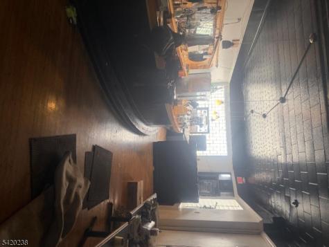 474 15TH Avenue Newark NJ 07103