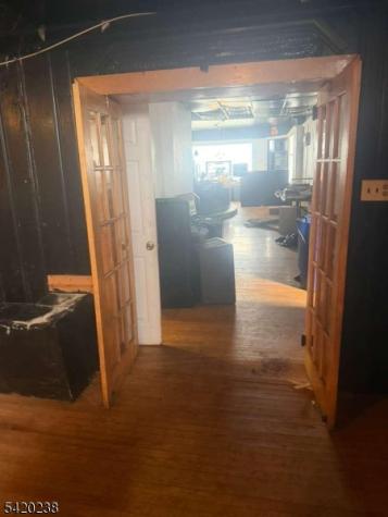 474 15TH Avenue Newark NJ 07103