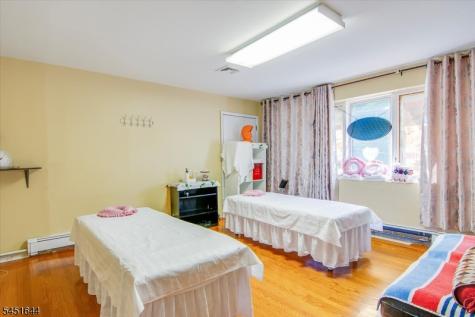 383 Northfield Avenue West Orange NJ 07052
