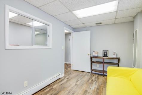 383 Northfield Avenue West Orange NJ 07052