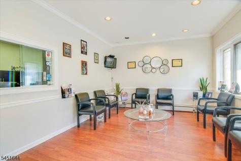 383 Northfield Avenue West Orange NJ 07052