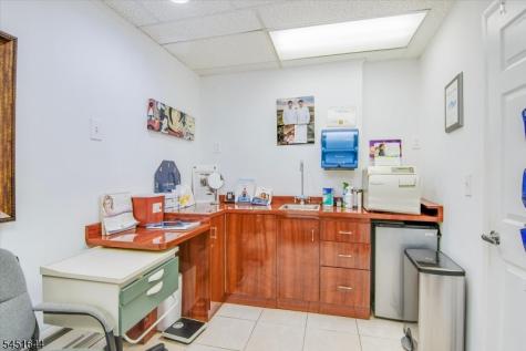 383 Northfield Avenue West Orange NJ 07052