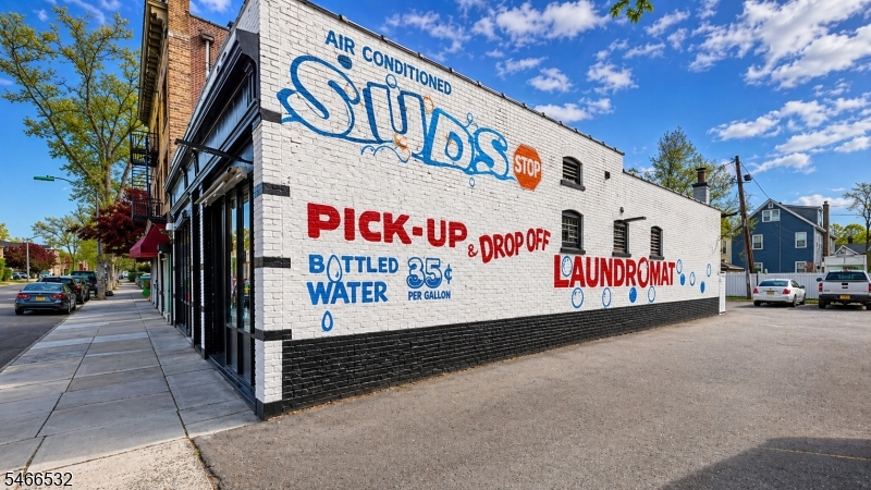 186 N Park Street East Orange NJ 07017