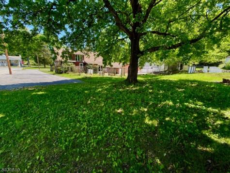 172 Sparta Avenue Newton NJ 07860