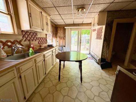 172 Sparta Avenue Newton NJ 07860