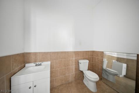 246 Paterson Avenue Paterson NJ 07502