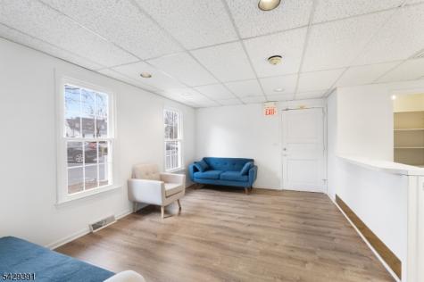 19 E Main Street Mendham NJ 07945
