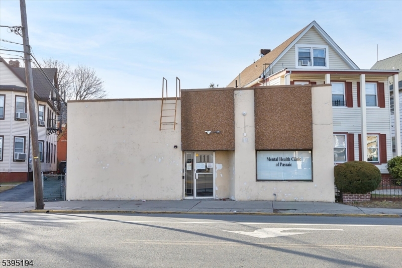 111 Lexington Avenue Passaic NJ 07055