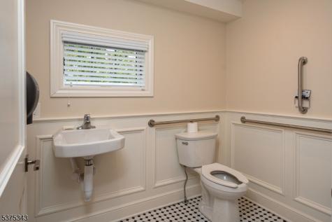 132 W Greenbrook Road North Caldwell NJ 07006