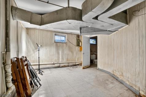 61 New Street Montclair NJ 07042