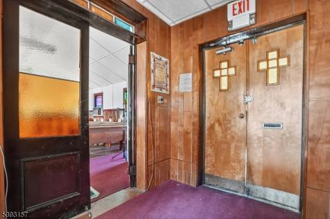 61 New Street Montclair NJ 07042