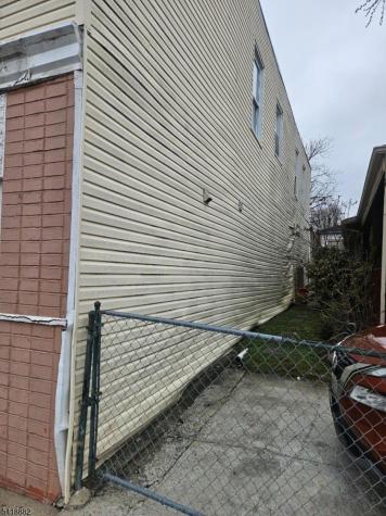 25 Jacob Street Newark NJ 07103