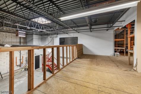 516 Bloy Street Hillside NJ 07205