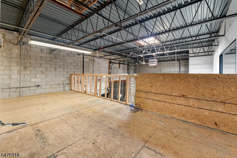 516 Bloy Street Hillside NJ 07205