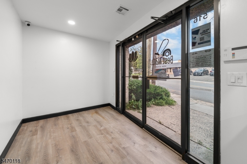 516 Bloy Street Hillside NJ 07205