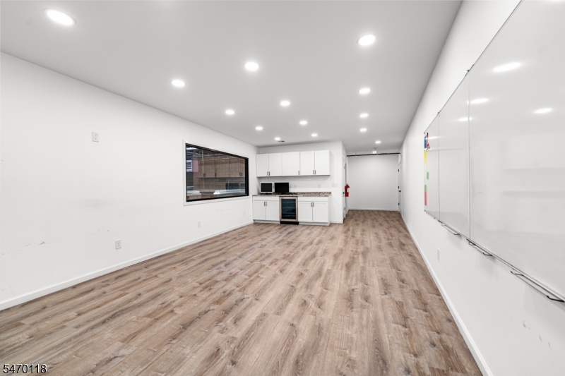516 Bloy Street Hillside NJ 07205