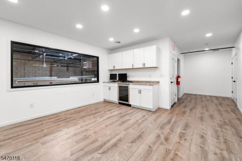 516 Bloy Street Hillside NJ 07205