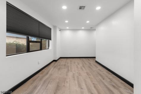 516 Bloy Street Hillside NJ 07205