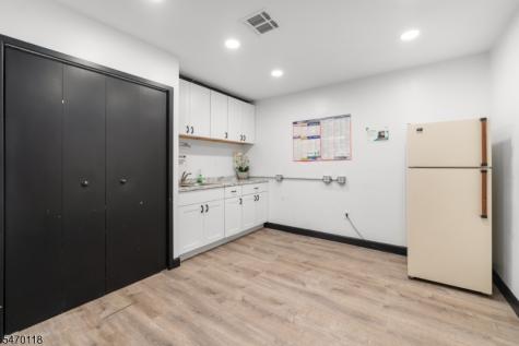 516 Bloy Street Hillside NJ 07205