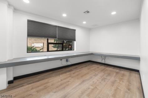 516 Bloy Street Hillside NJ 07205