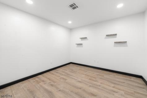 516 Bloy Street Hillside NJ 07205