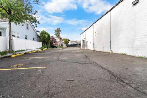 516 Bloy Street Hillside NJ 07205