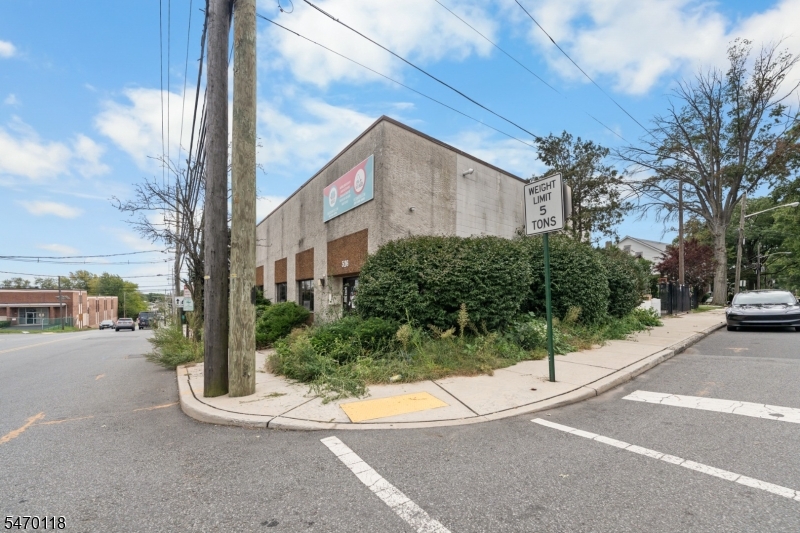 516 Bloy Street Hillside NJ 07205