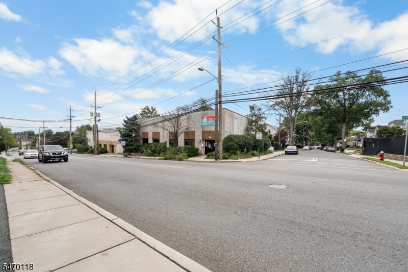 516 Bloy Street Hillside NJ 07205