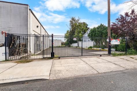 516 Bloy Street Hillside NJ 07205