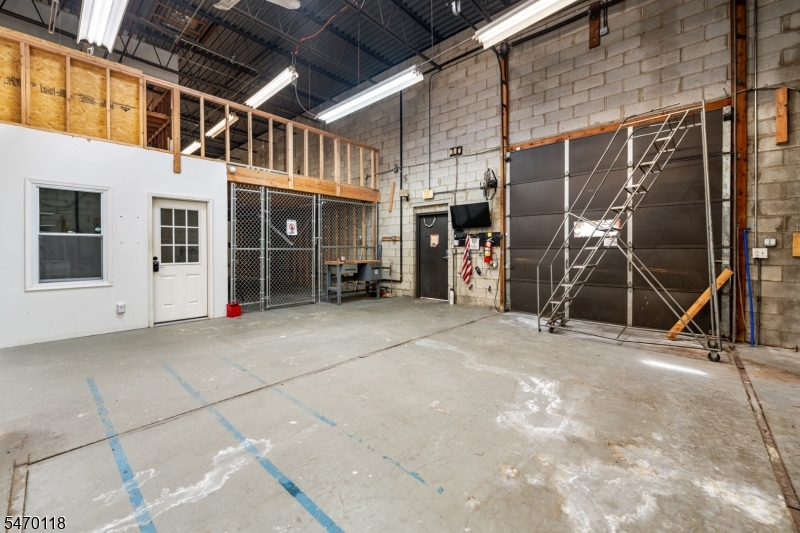 516 Bloy Street Hillside NJ 07205