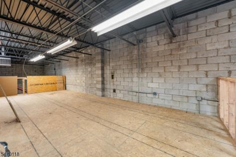 516 Bloy Street Hillside NJ 07205