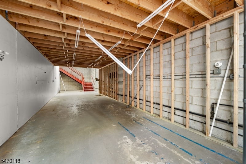 516 Bloy Street Hillside NJ 07205