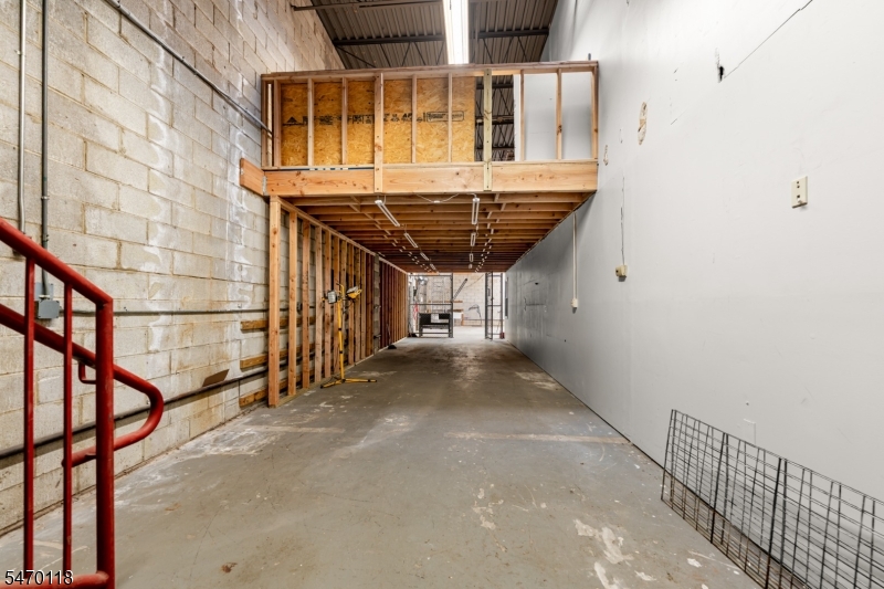 516 Bloy Street Hillside NJ 07205
