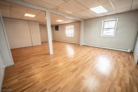1643 Kennedy Blvd Unit 2 Jersey City NJ 07305