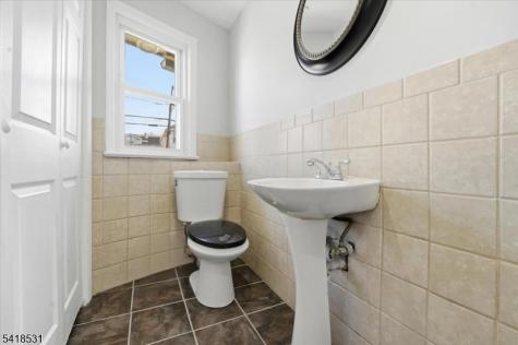 202 22ND Avenue Paterson NJ 07513