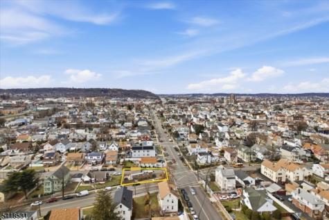 202 22ND Avenue Paterson NJ 07513