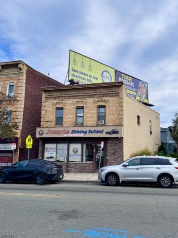 976 Main Avenue Passaic NJ 07055