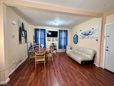976 Main Avenue Passaic NJ 07055