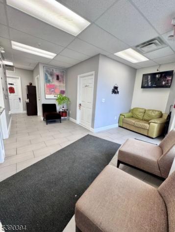 976 Main Avenue Passaic NJ 07055