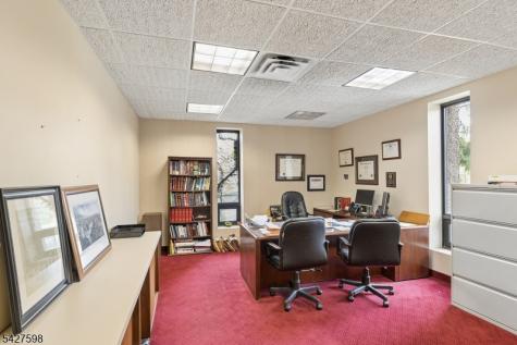 1299 Us Highway 22 Mountainside NJ 07092