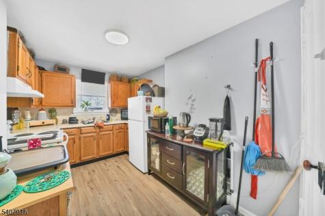 137 Belvidere Avenue Washington NJ 07882