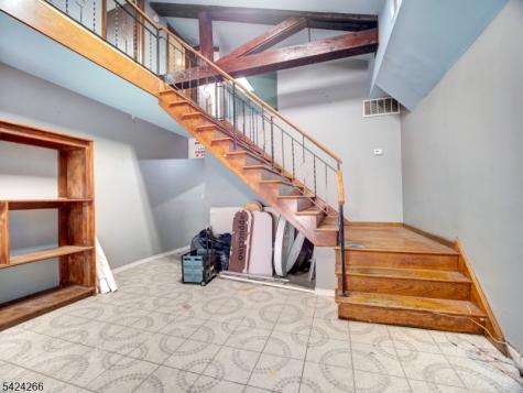 41 Malvern Street Newark NJ 07105