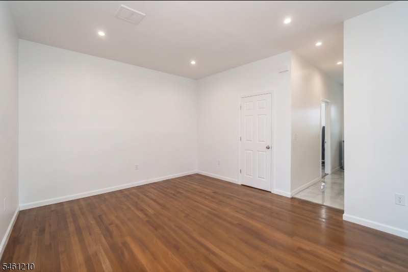 173 3RD Street Elizabeth NJ 07206