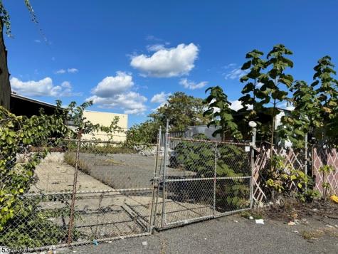 21 Florida Avenue Paterson NJ 07503