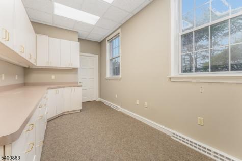 16 Harrison Street Clinton NJ 08809