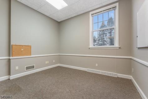 16 Harrison Street Clinton NJ 08809
