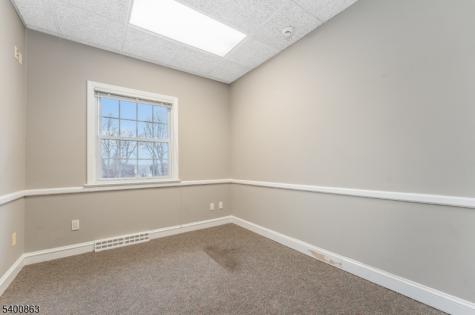 16 Harrison Street Clinton NJ 08809