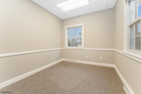 16 Harrison Street Clinton NJ 08809