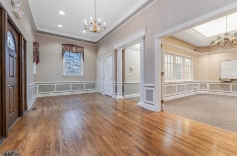 16 Harrison Street Clinton NJ 08809